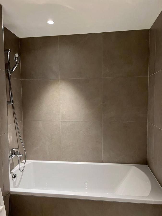 Belgrade Waterfront - Beograd Na Vodi-Metropolitan Apartman Kültér fotó